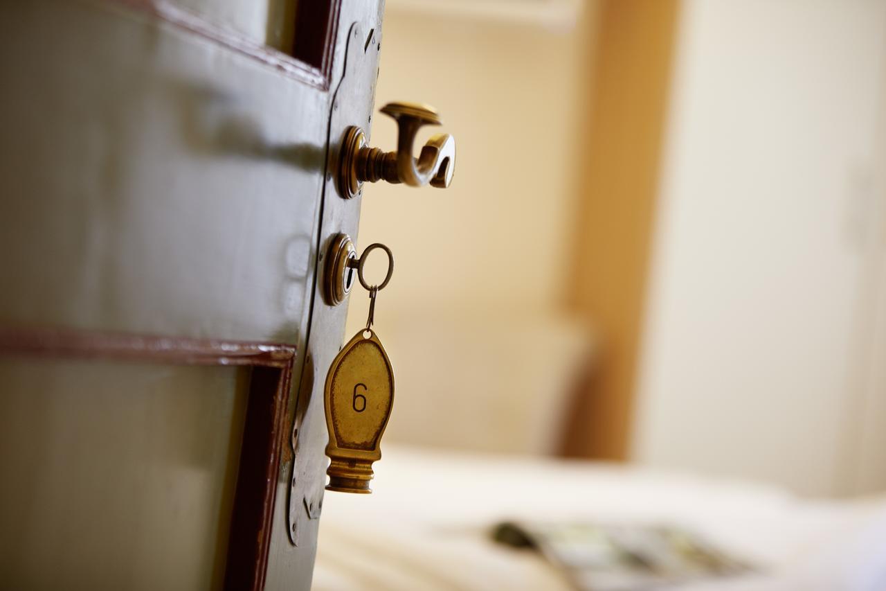 Hotel Gasthof Zu Den Linden Oberhundem Экстерьер фото